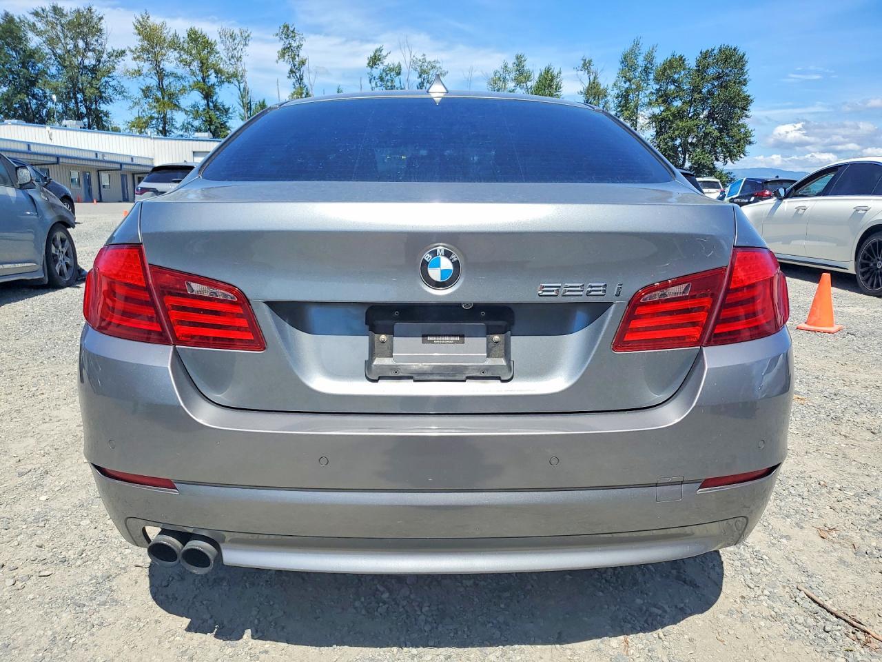 2012 BMW 528 Xi - Фото 6