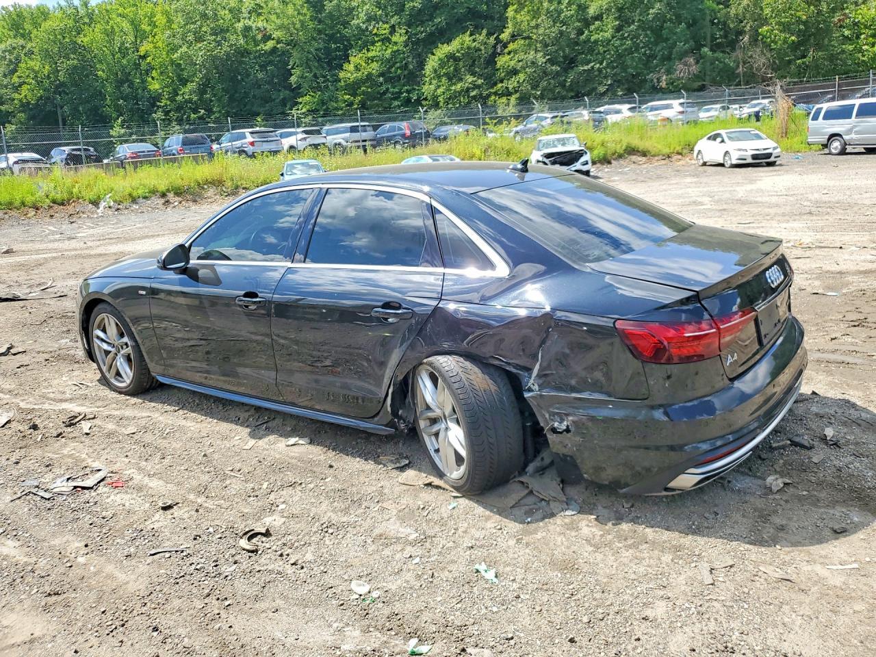 2023 Audi A4 Premium Plus 45 - Фото 2