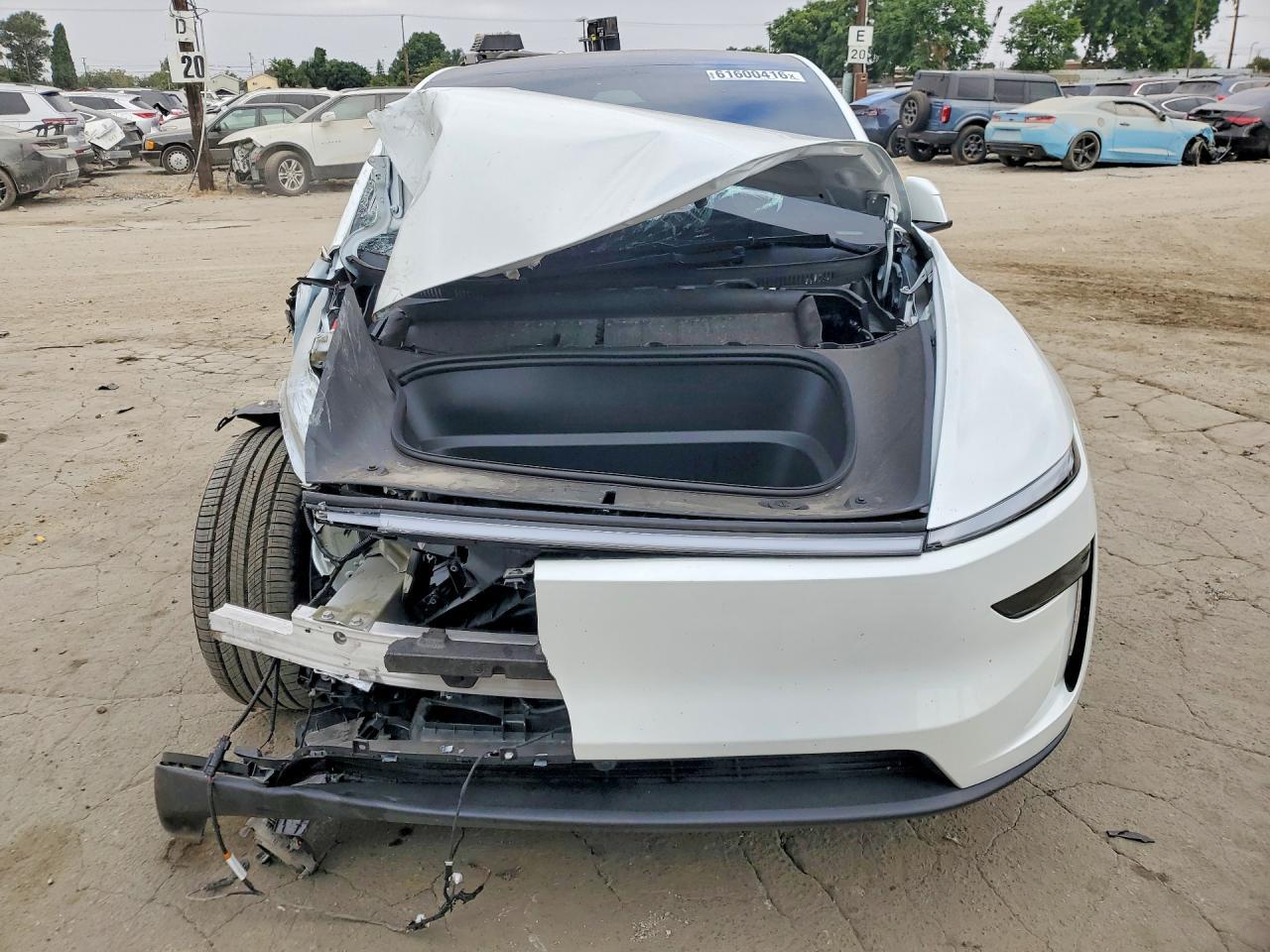 2026 Tesla Model Y - Image 5