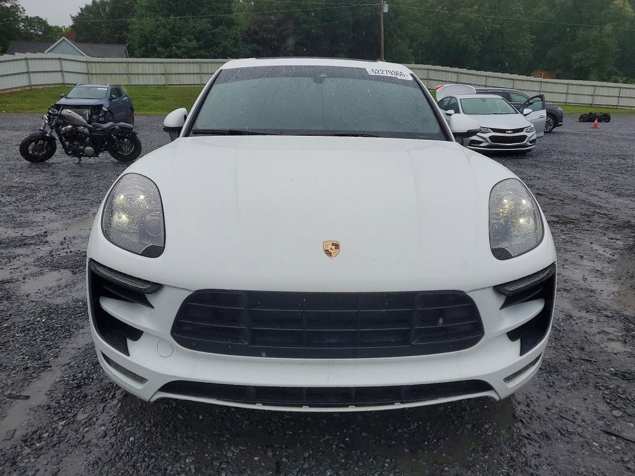 2018 Porsche Macan Gts - Image 5