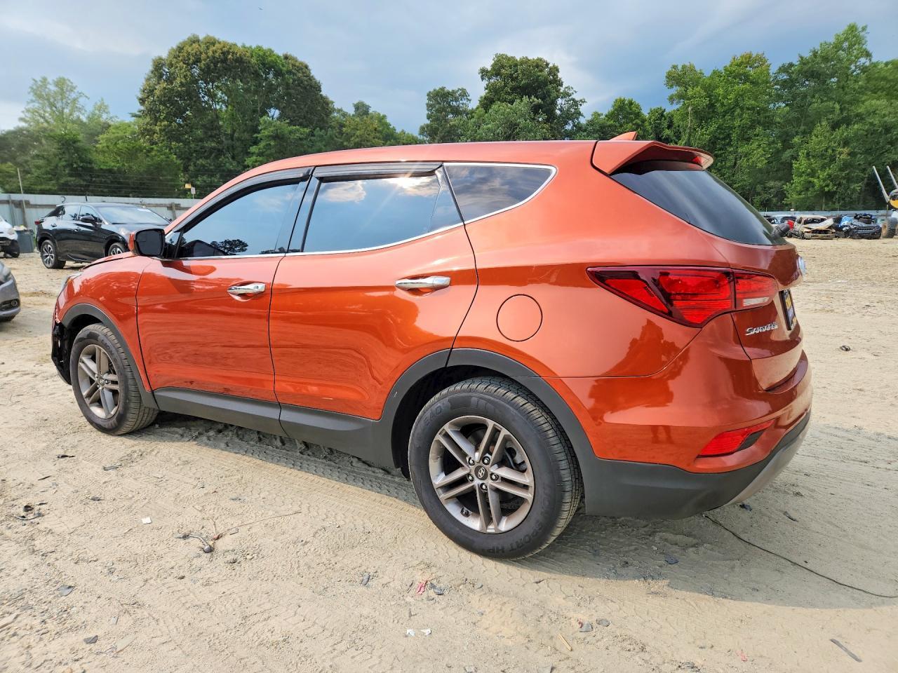 2017 Hyundai Santa Fe Sport 2.4L - Image 2