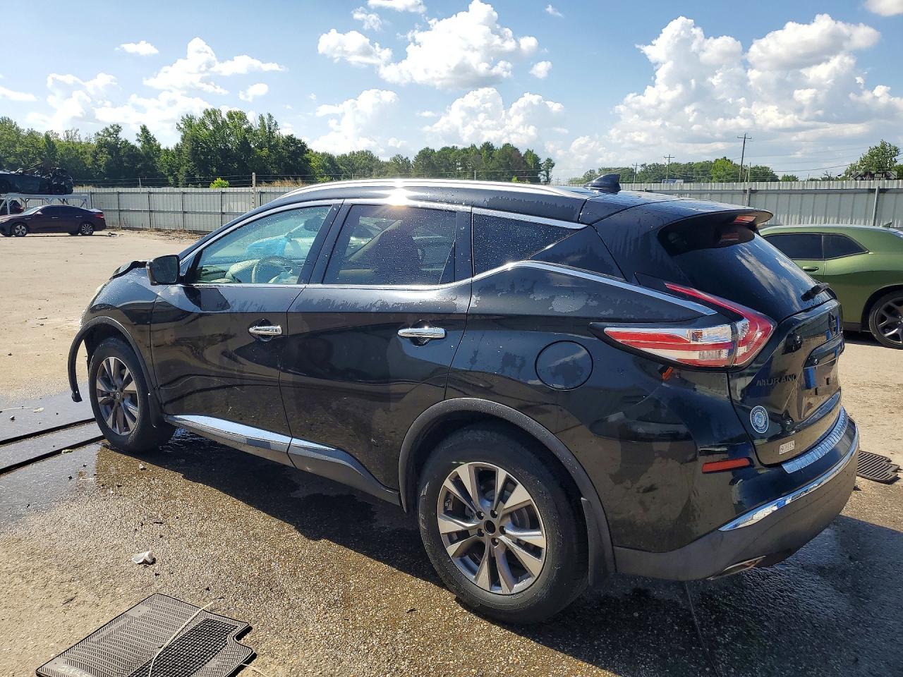 2017 Nissan Murano S - Image 2
