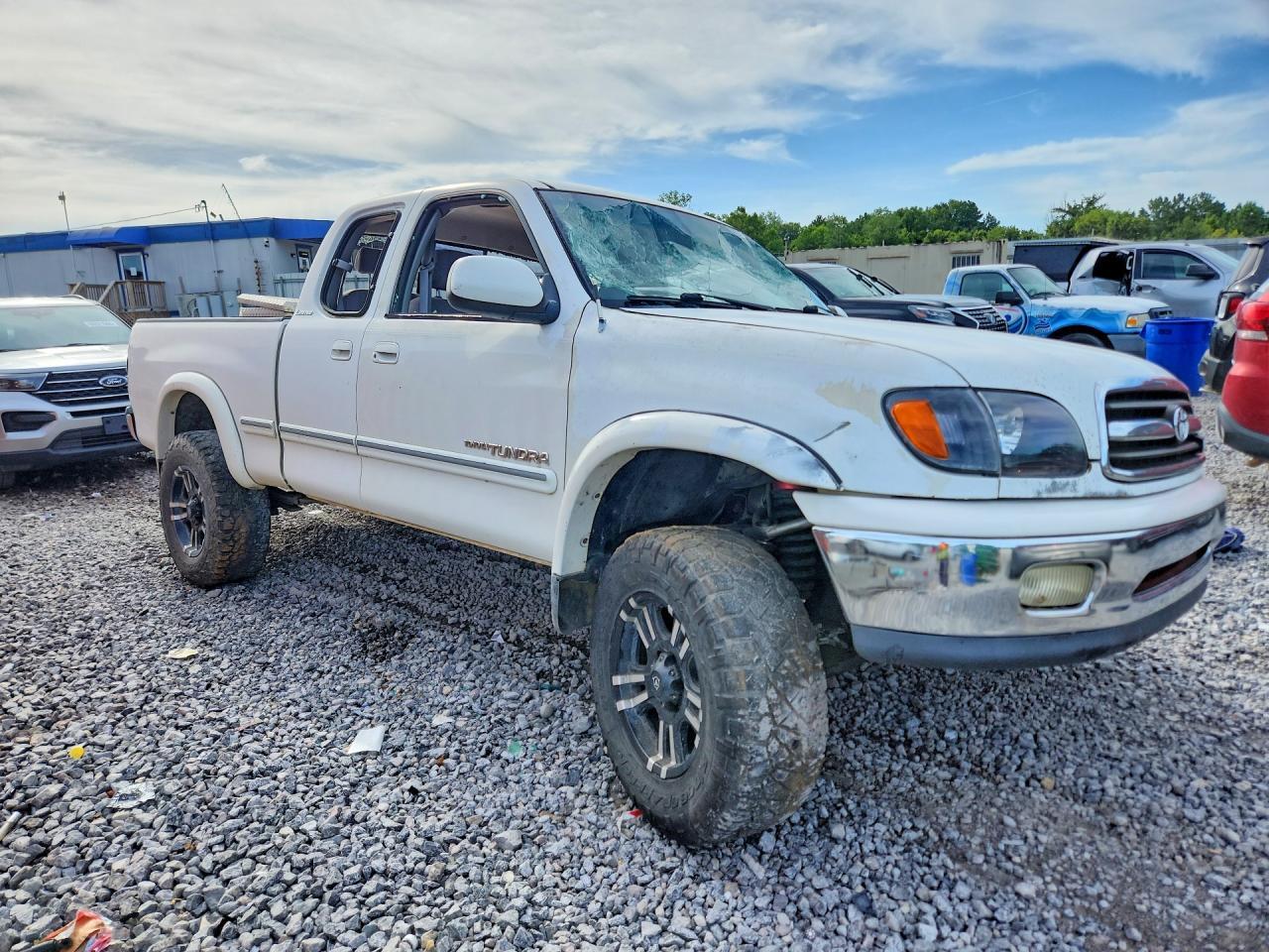 2001 Toyota Tundra Access Cab Limited - Image 4