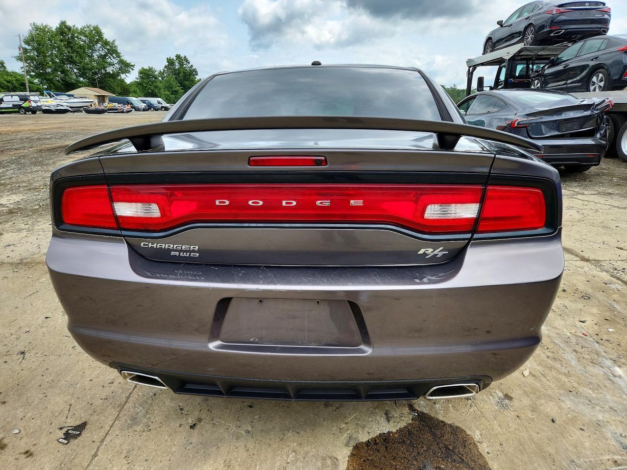 2014 Dodge Charger R/T - Image 6