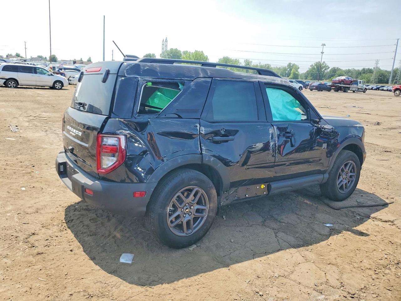 2025 Ford Bronco Sport Big Bend - Image 3