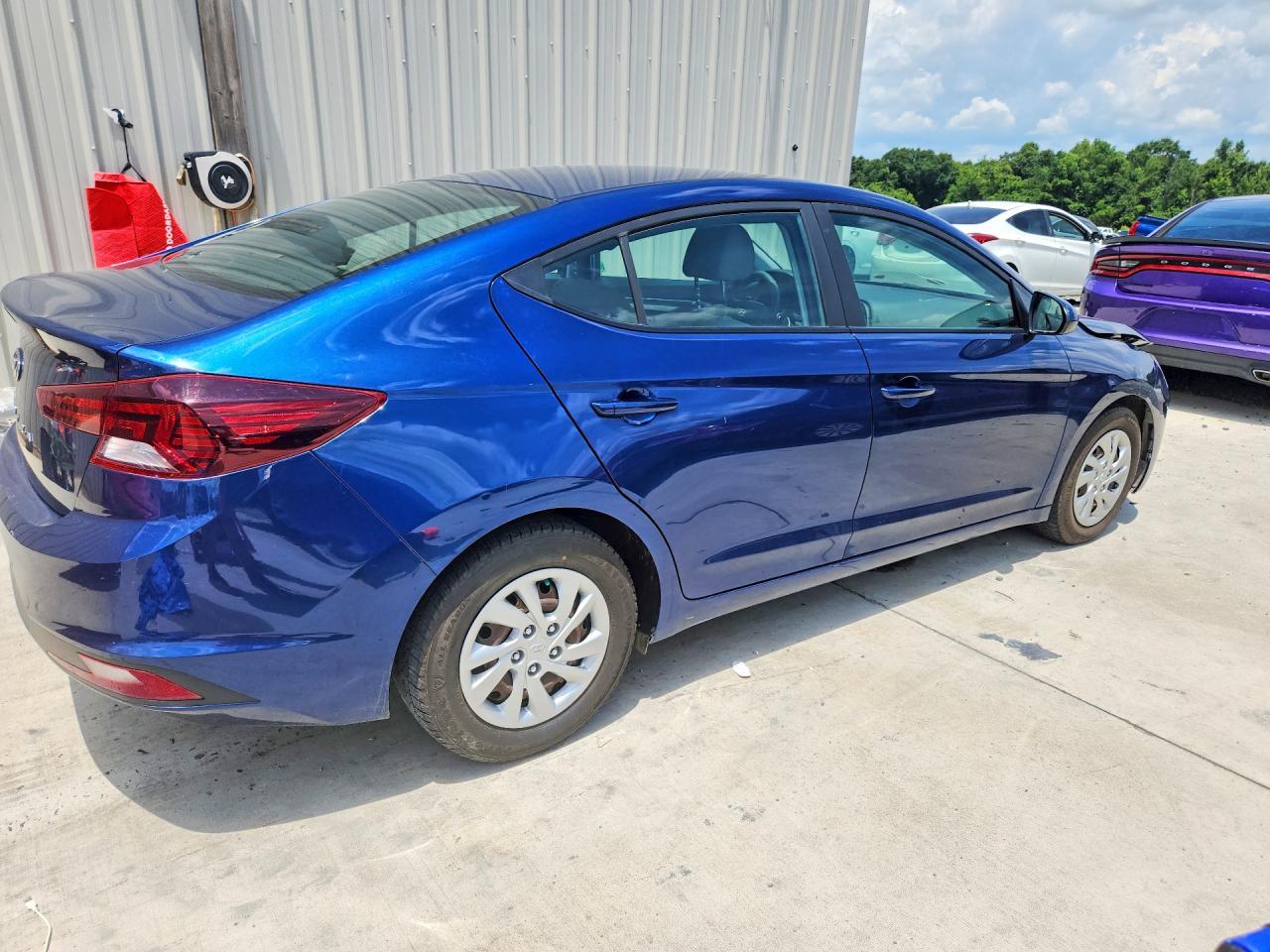2019 Hyundai Elantra Se - Фото 3