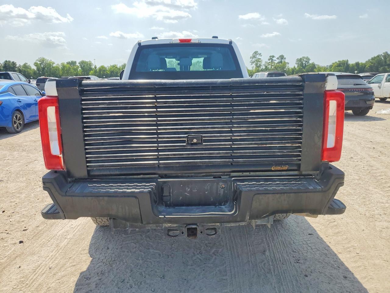 2024 Ford F250 Super Duty - Image 6