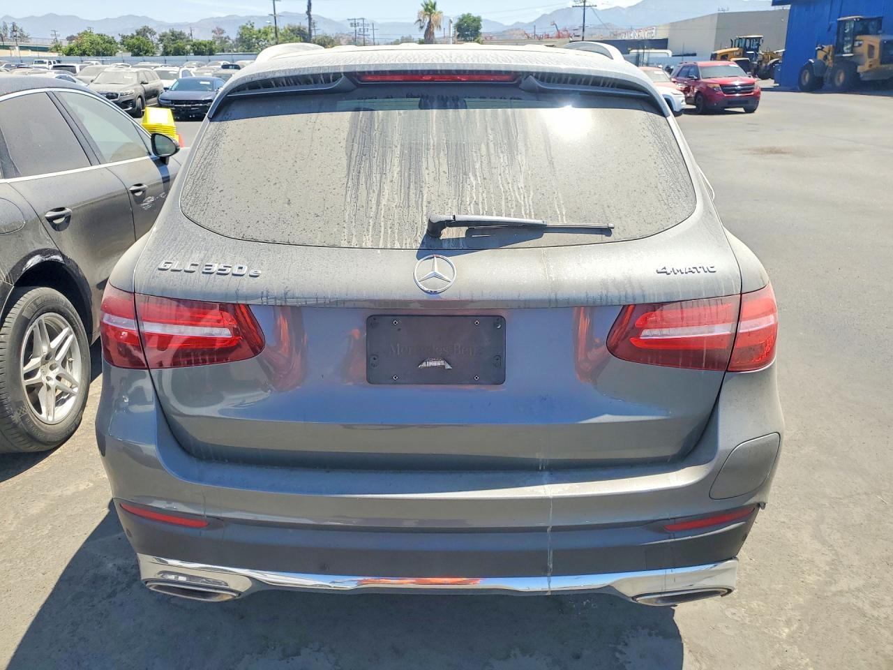 2019 Mercedes-Benz Glc 350E - Image 6