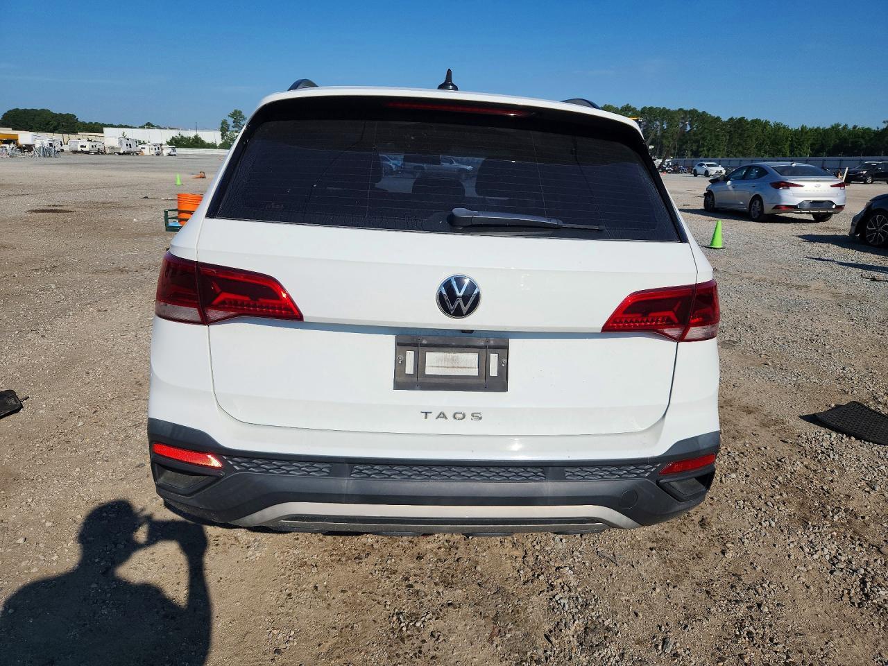2022 Volkswagen Taos S - Фото 6