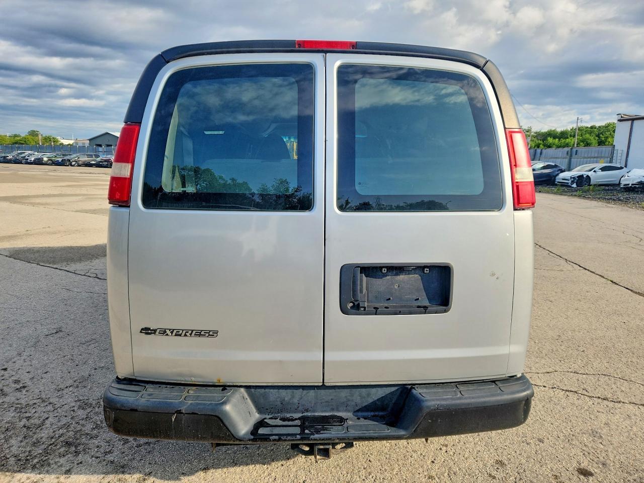 2015 Chevrolet Express G3500 Lt - Фото 6