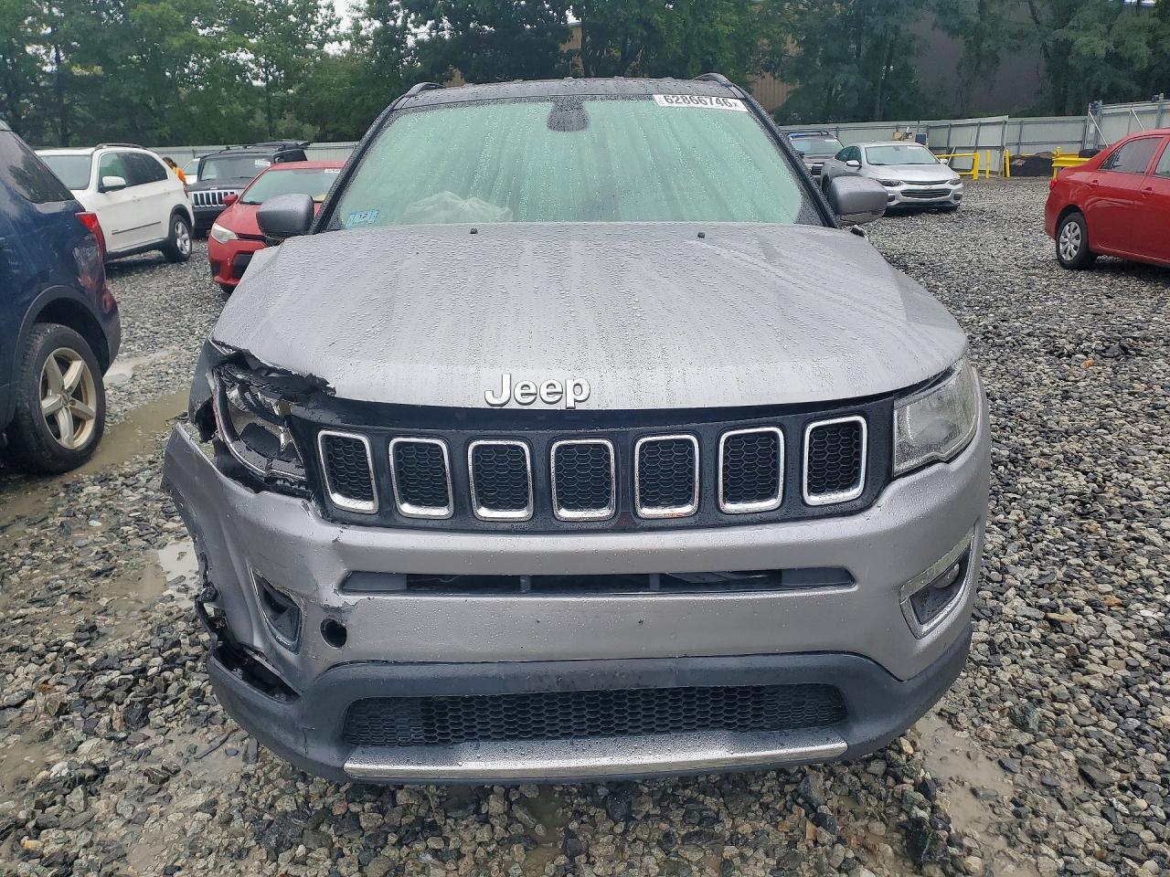 2018 Jeep Compass Limited - Image 5