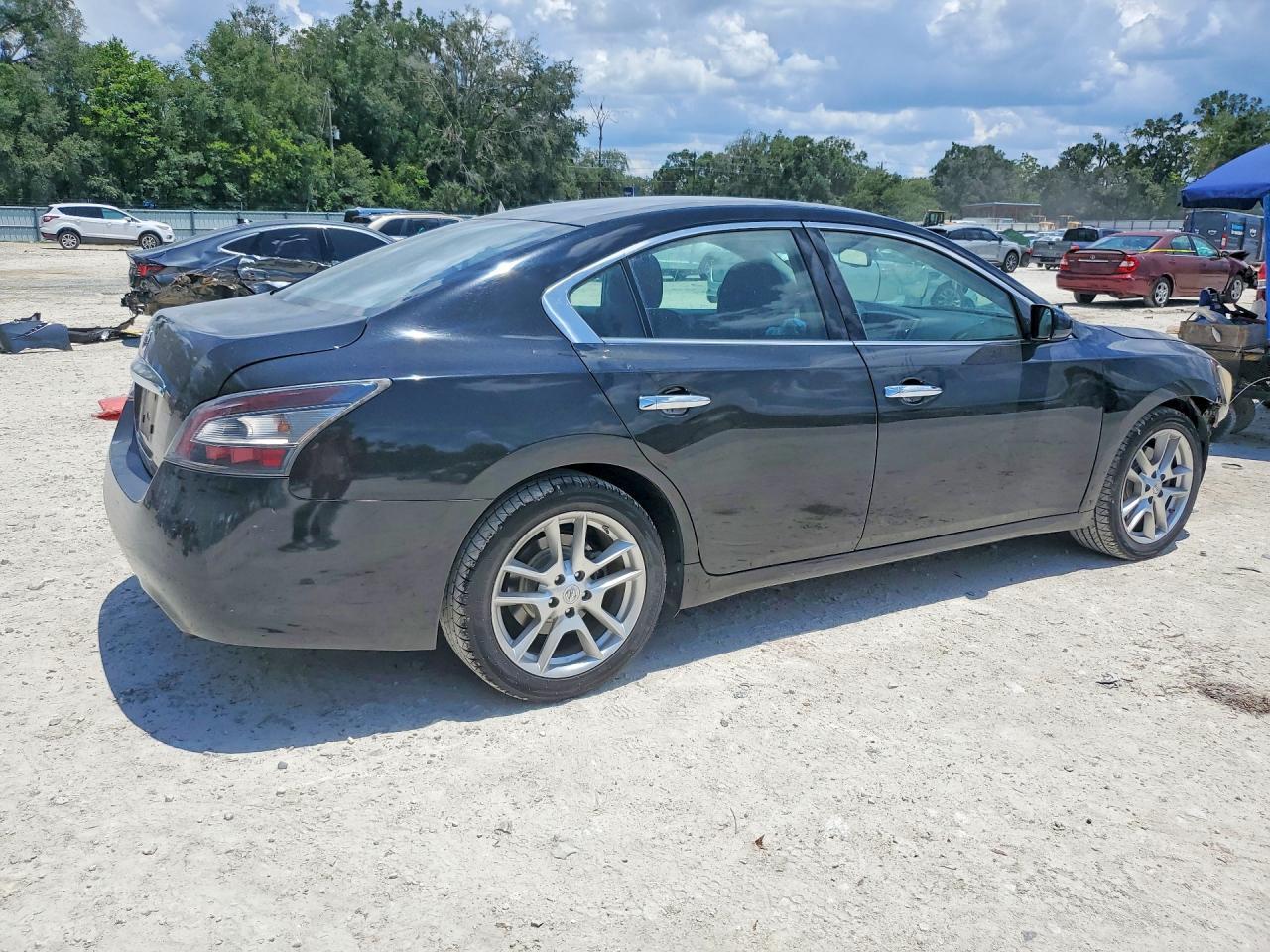2014 Nissan Maxima 3.5 S - Image 3