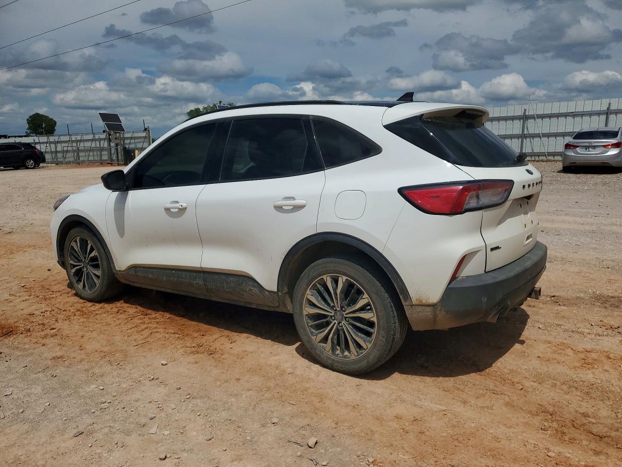 2022 Ford Escape Sel - Фото 2