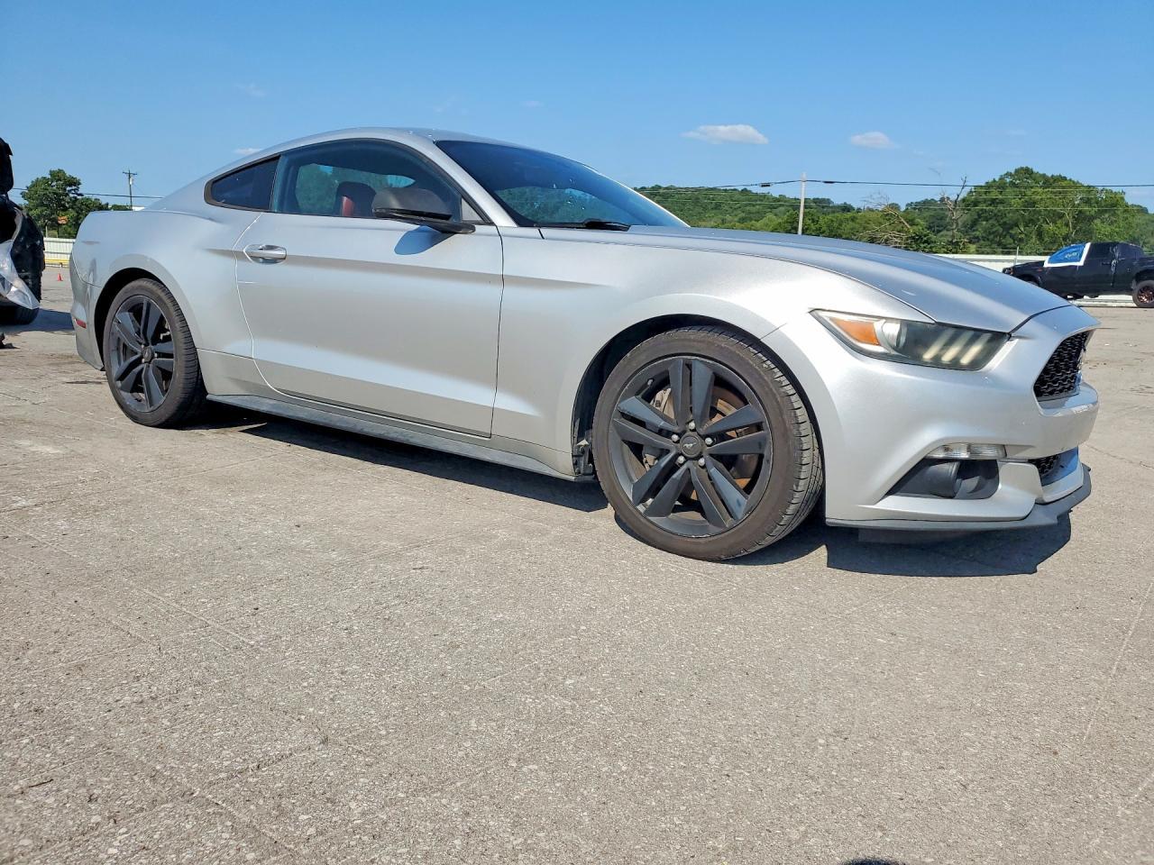 2015 Ford Mustang - Фото 4