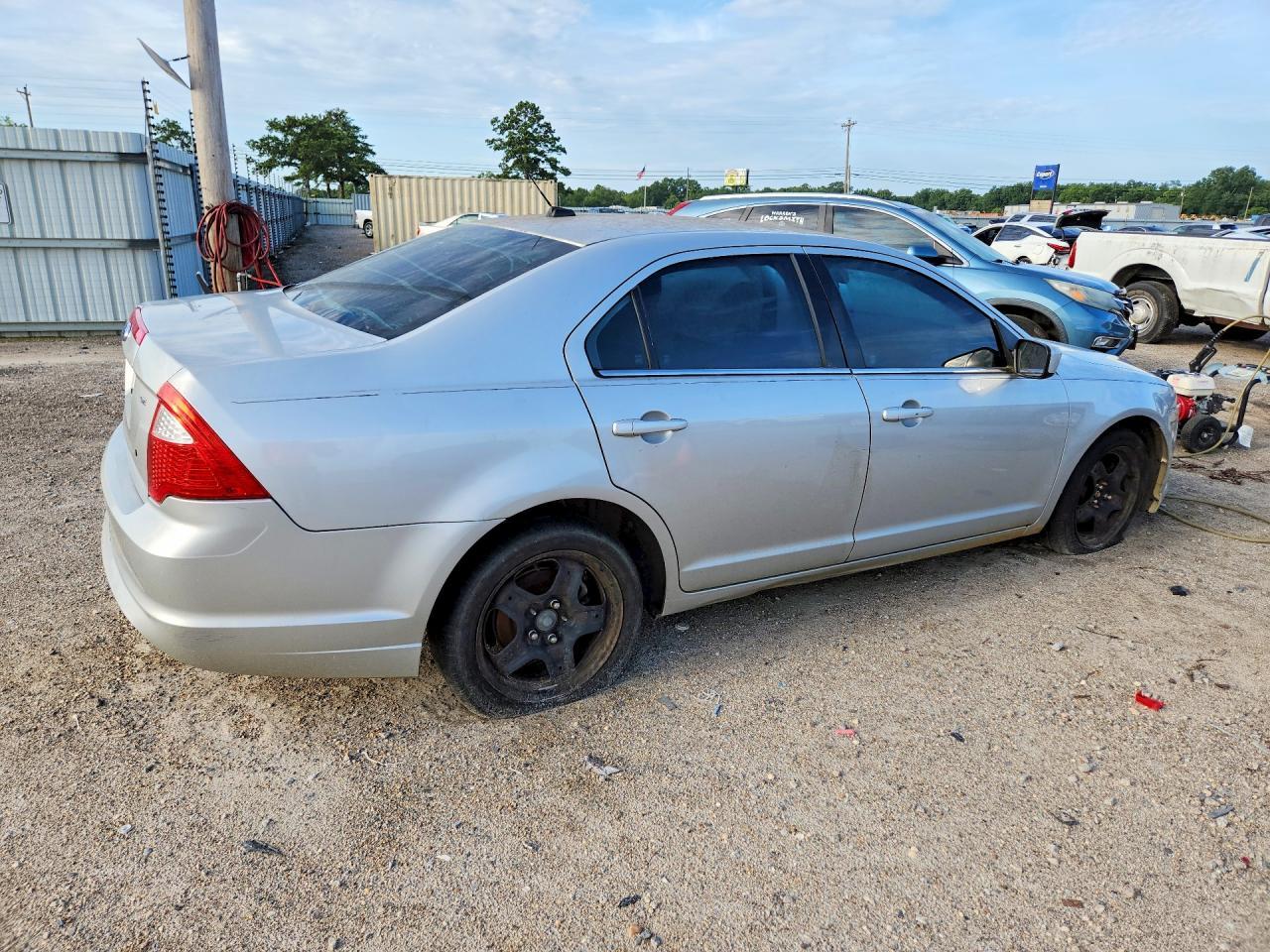 2010 Ford Fusion Se - Image 3