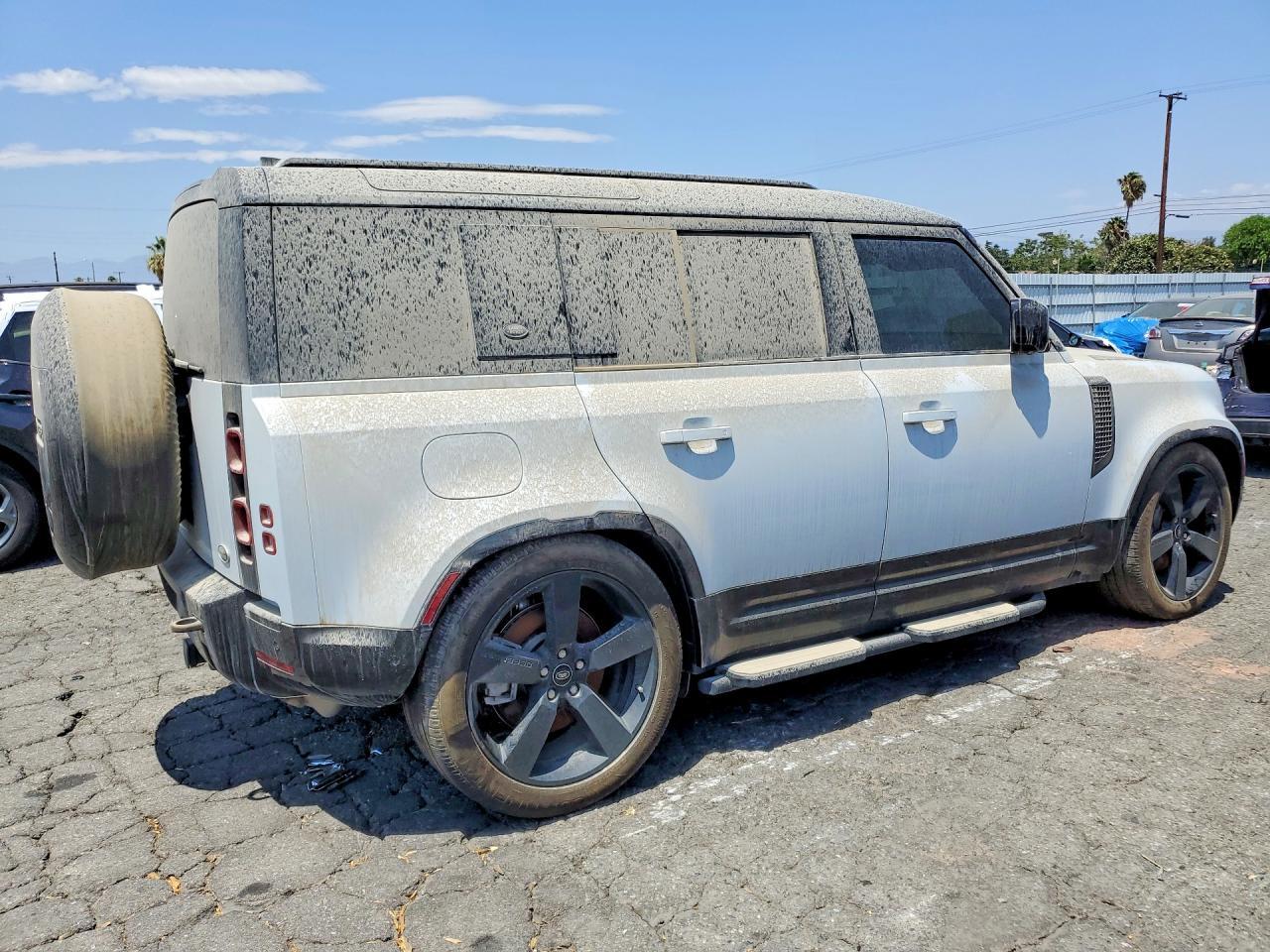 2023 Land Rover Defender 110 X-Dynamic Se - Фото 3