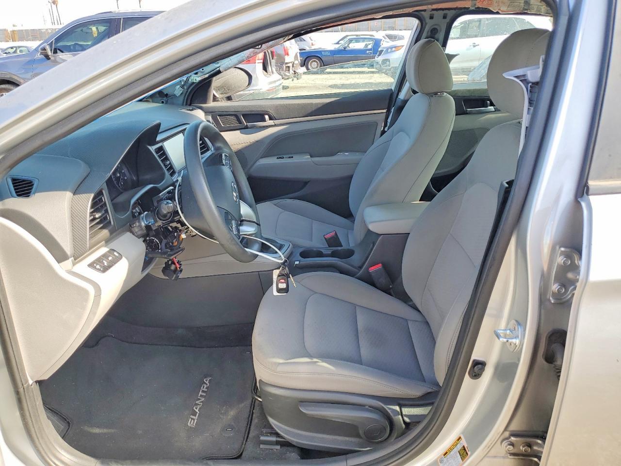 2020 Hyundai Elantra Sel - Фото 7