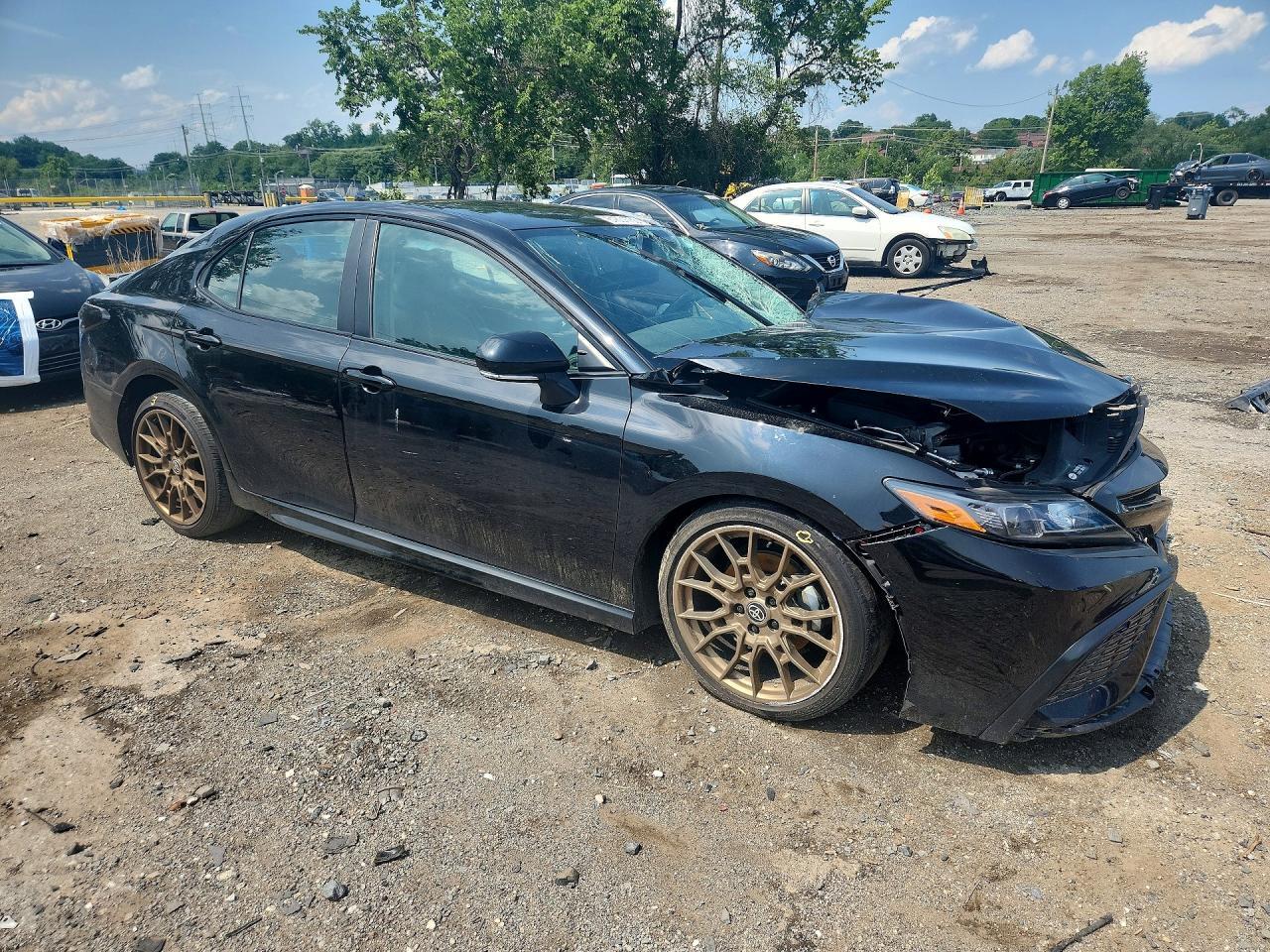 2023 Toyota Camry Se Nightshade - Image 4