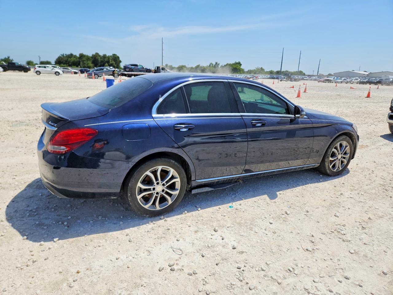 2016 Mercedes-Benz C 300 4Matic - Image 3