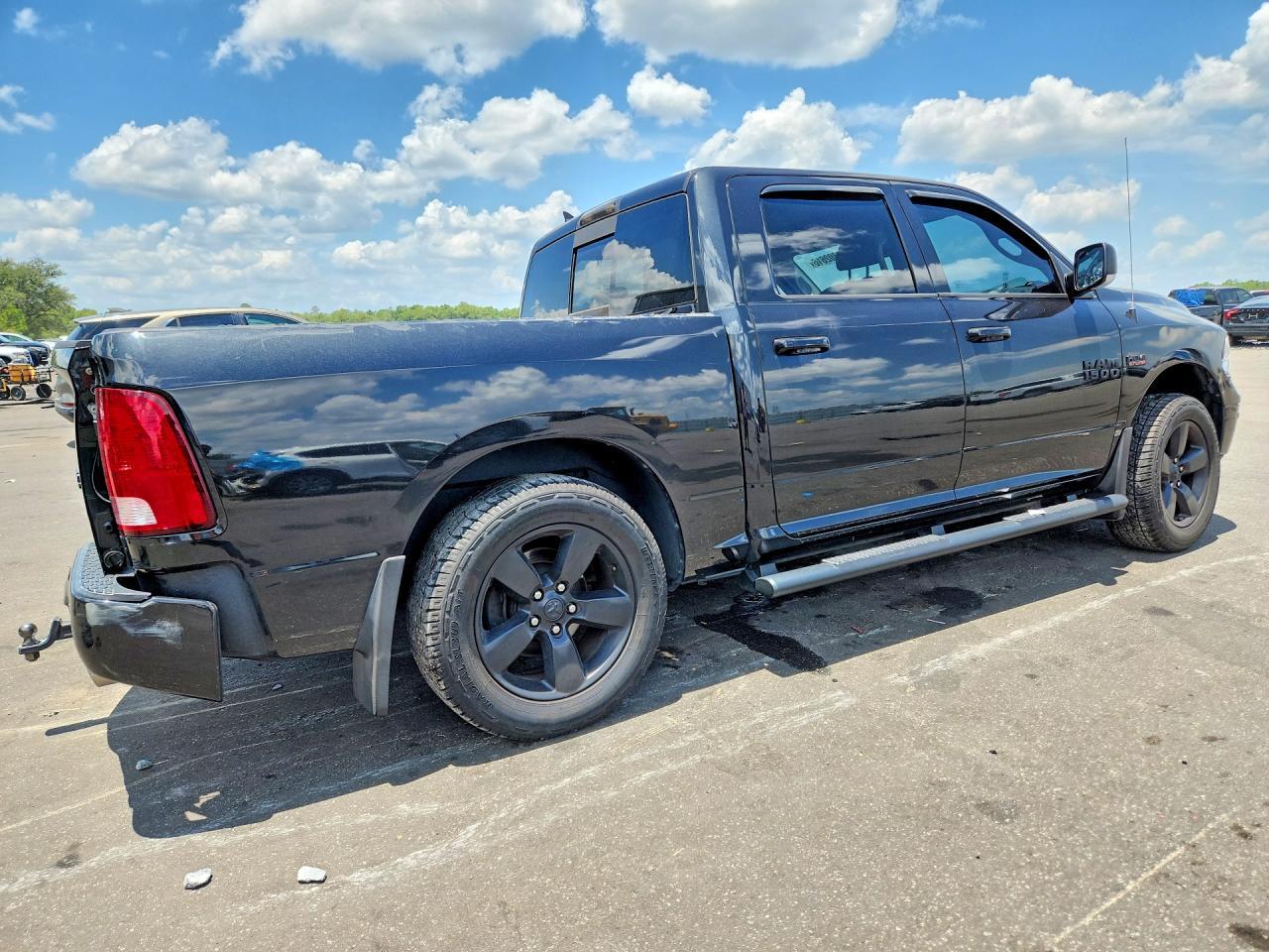 2018 Ram 1500 Slt - Фото 3