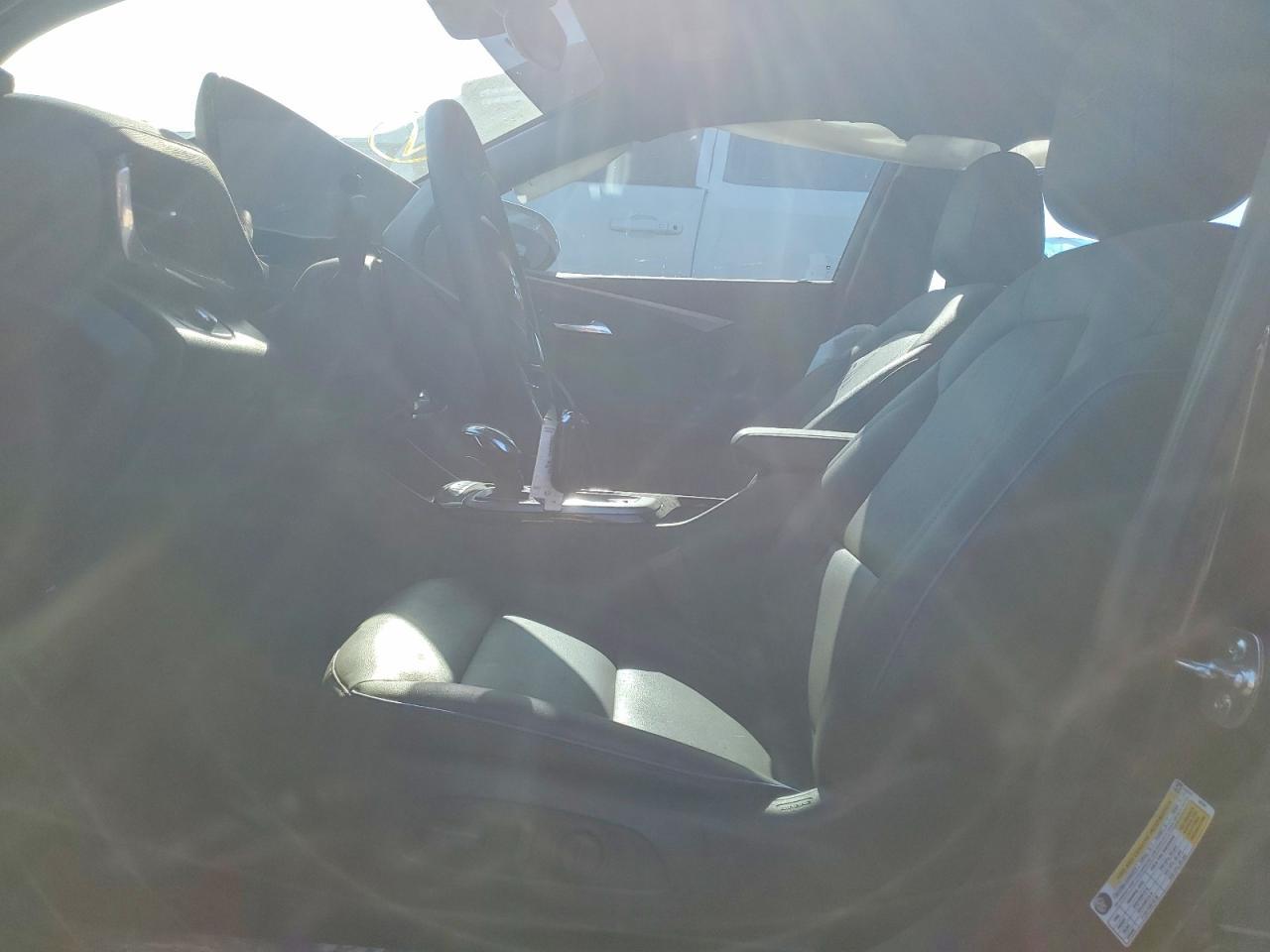 2025 Buick Envista Sport Touring - Image 7