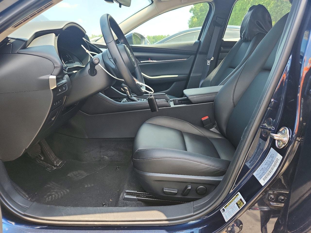 2025 Mazda 3 Preferred - Image 7