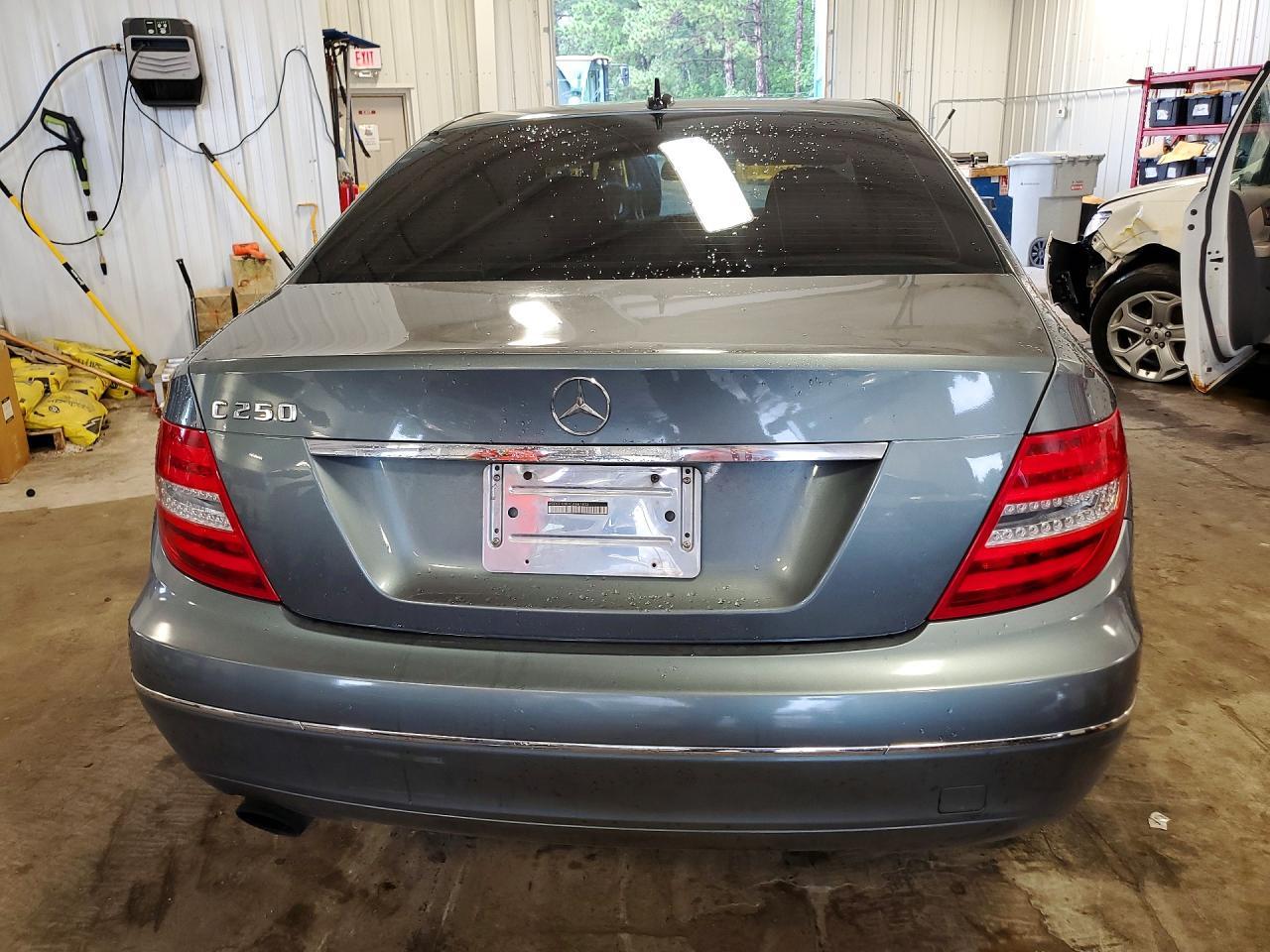 2012 Mercedes-Benz C 250 - Фото 6