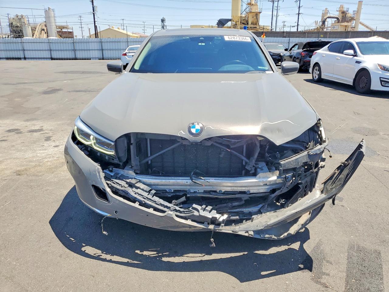 2020 BMW 740 Xi - Фото 5