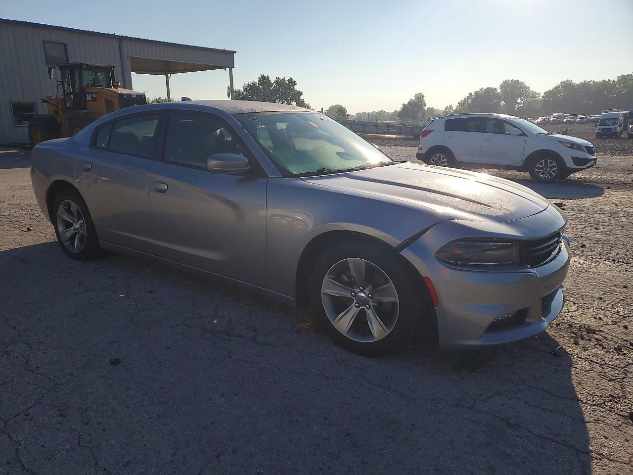 2018 Dodge Charger Sxt Plus - Image 4
