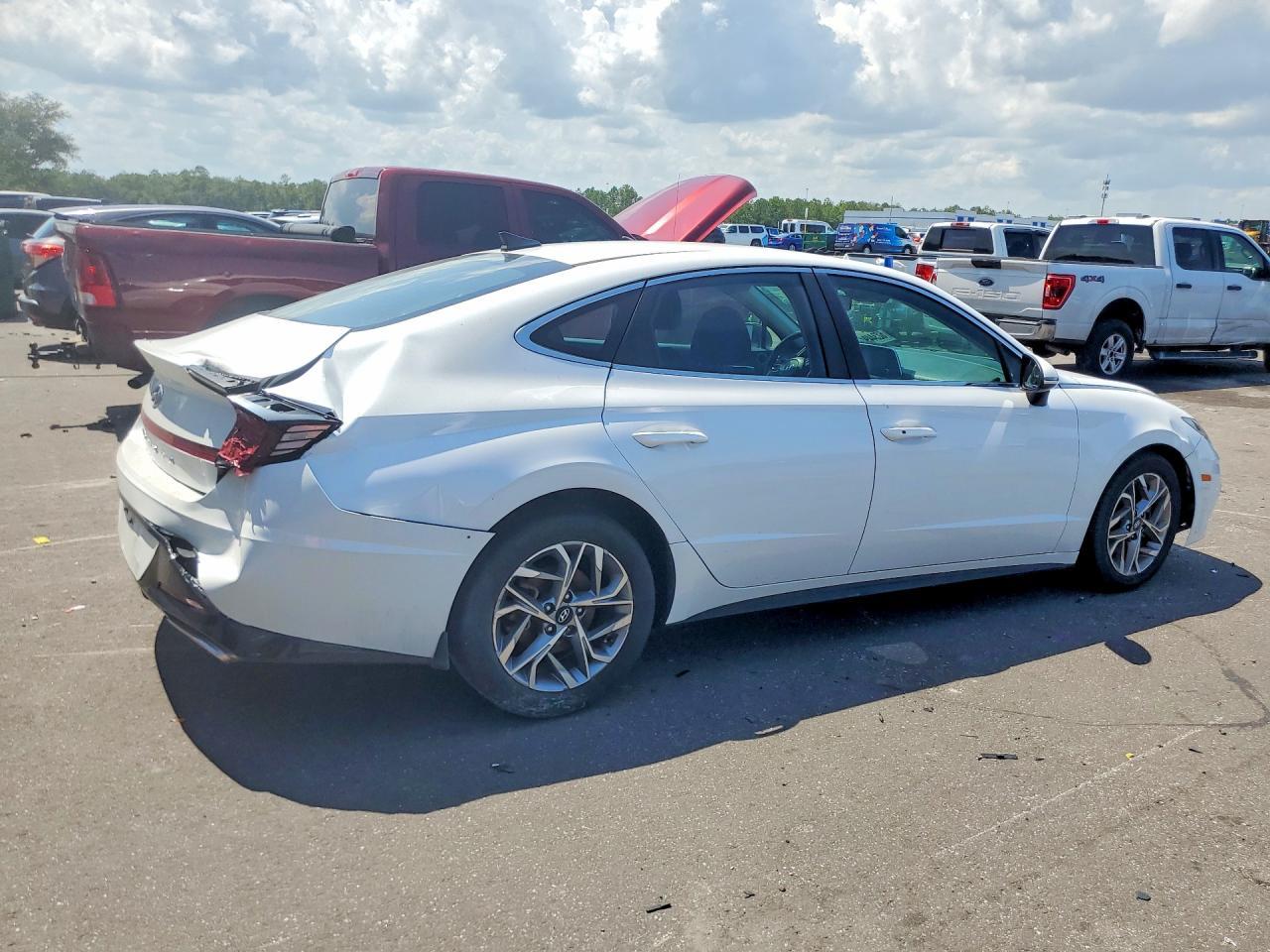 2021 Hyundai Sonata Sel - Фото 3