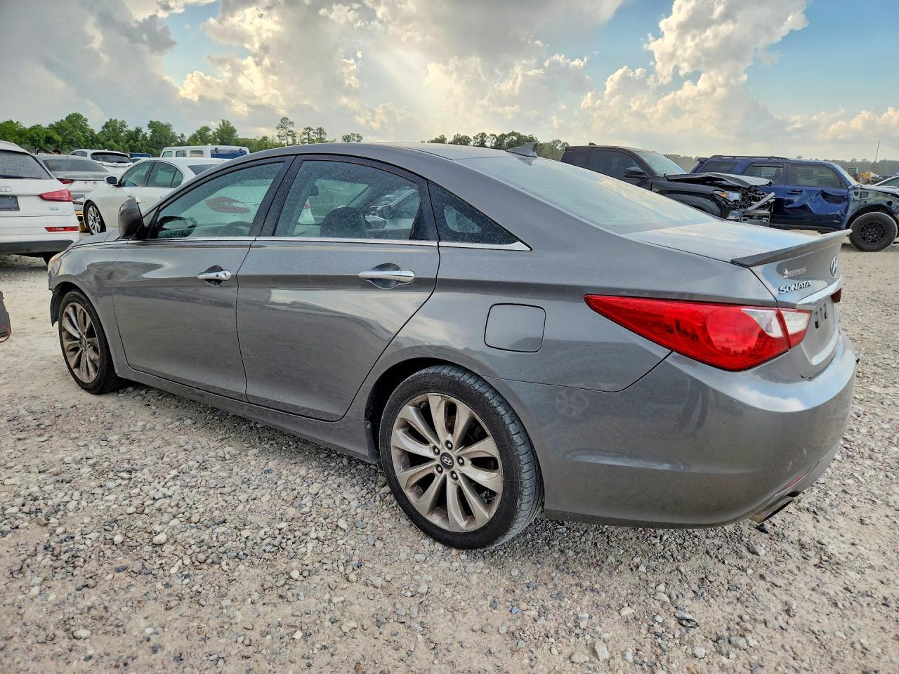 2012 Hyundai Sonata Se - Фото 2