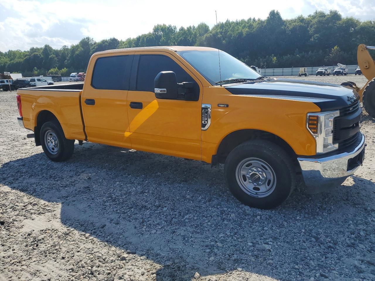 2019 Ford F250 Super Duty - Фото 4
