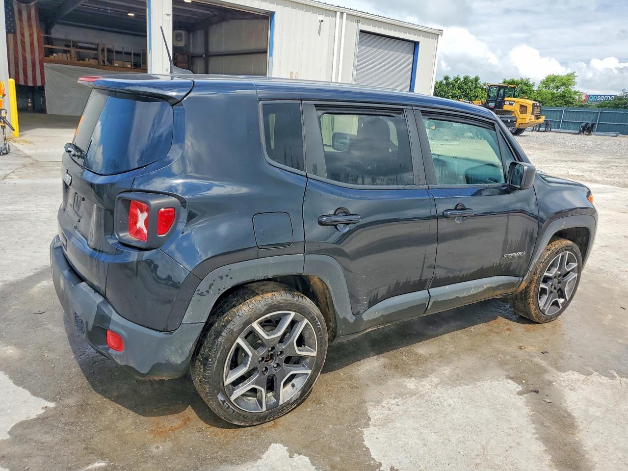 2020 Jeep Renegade Sport - Фото 3