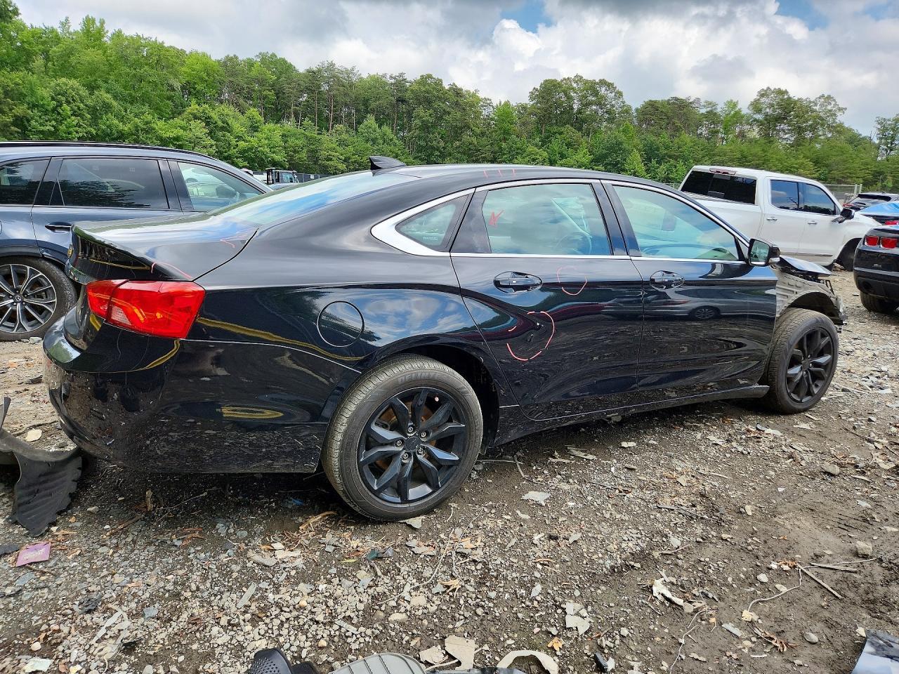 2018 Chevrolet Impala Lt - Image 3