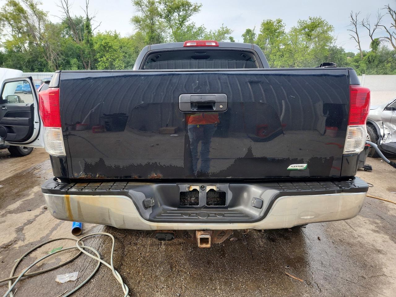2010 Toyota Tundra Crewmax Sr5 - Image 6