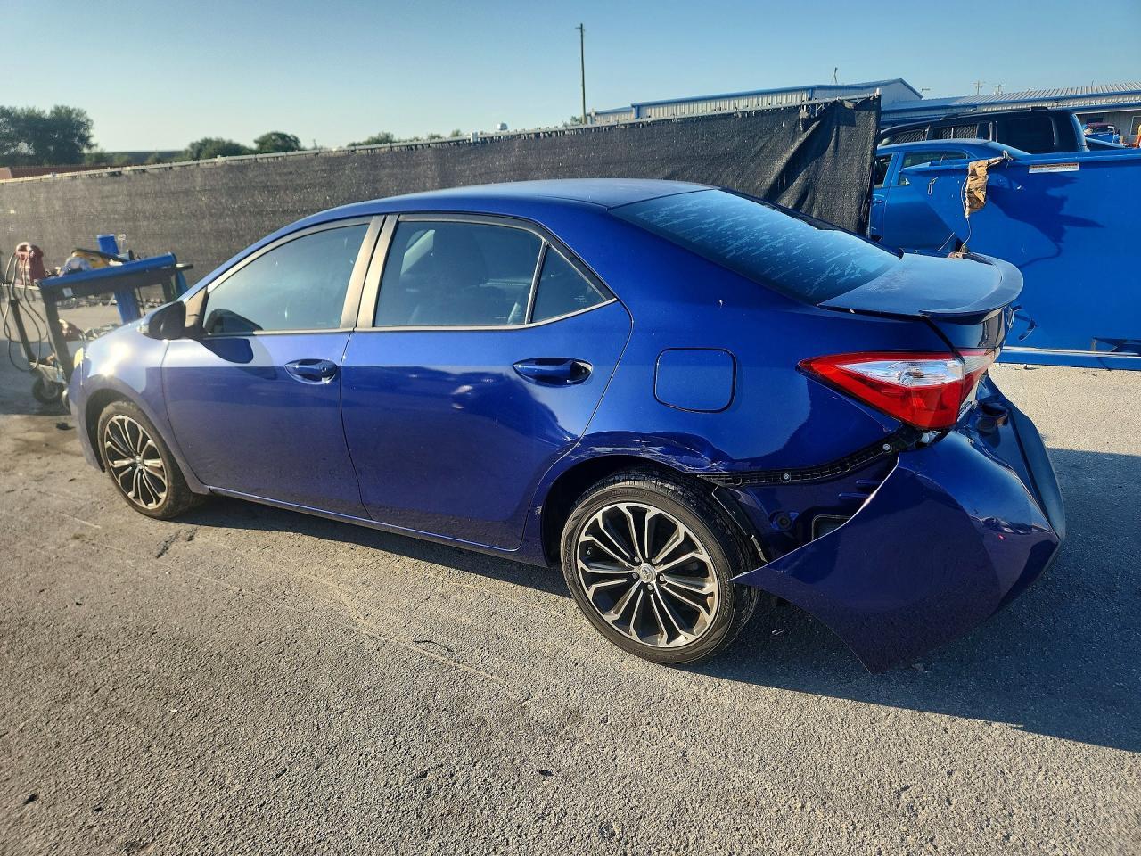 2016 Toyota Corolla S Plus - Фото 2