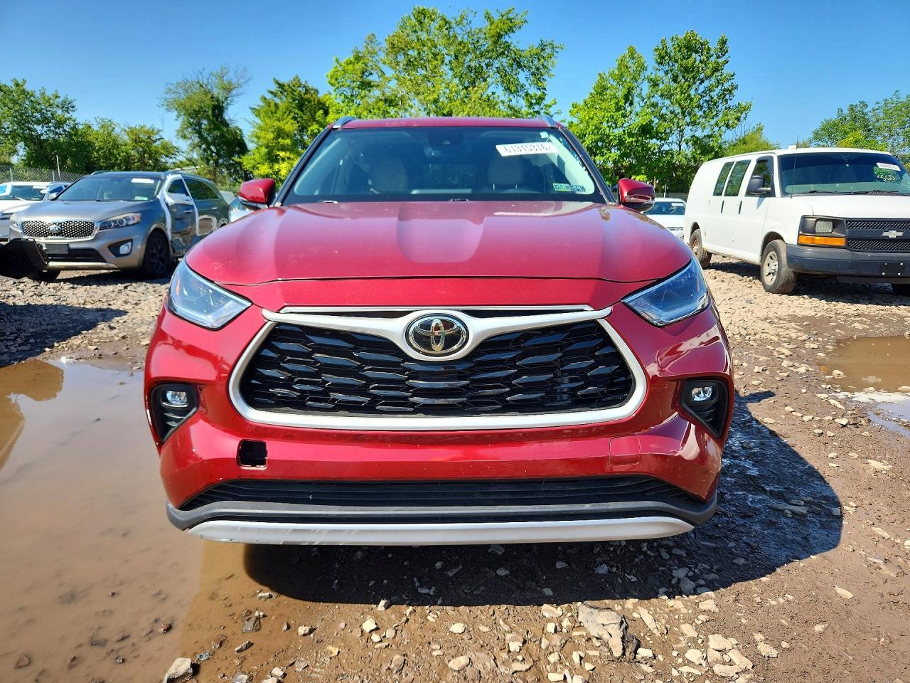2021 Toyota Highlander Xle - Image 5