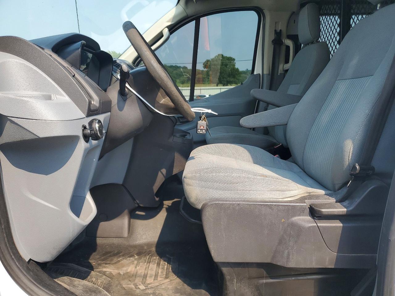 2015 Ford Transit T-150 - Фото 7