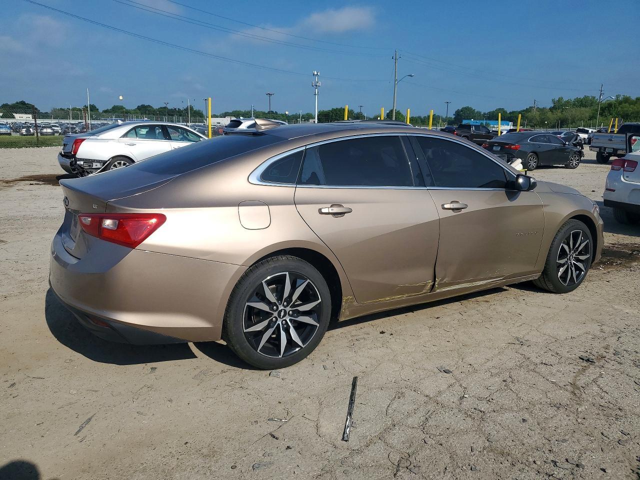 2018 Chevrolet Malibu Lt - Image 3