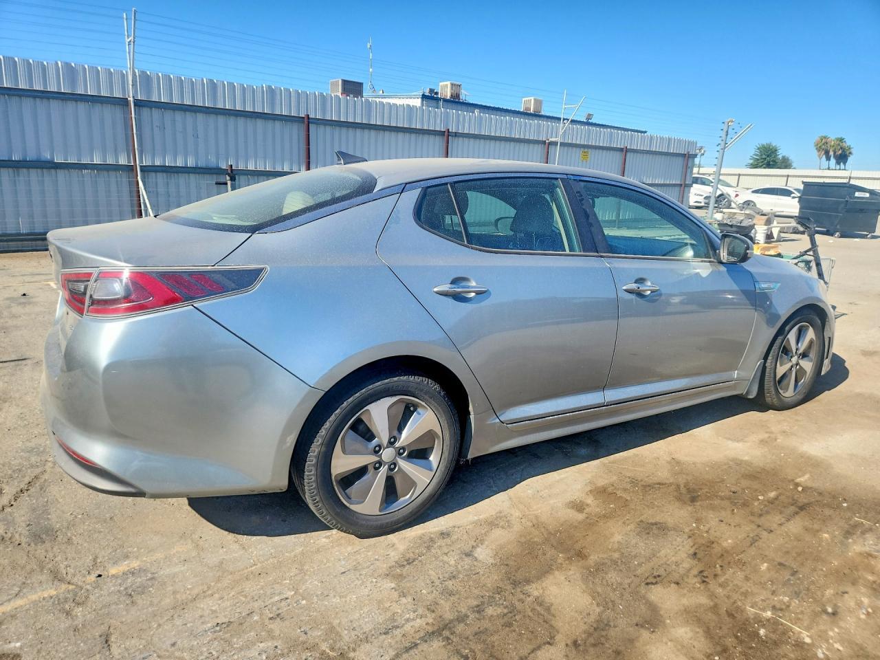 2015 Kia Optima Hybrid - Image 3