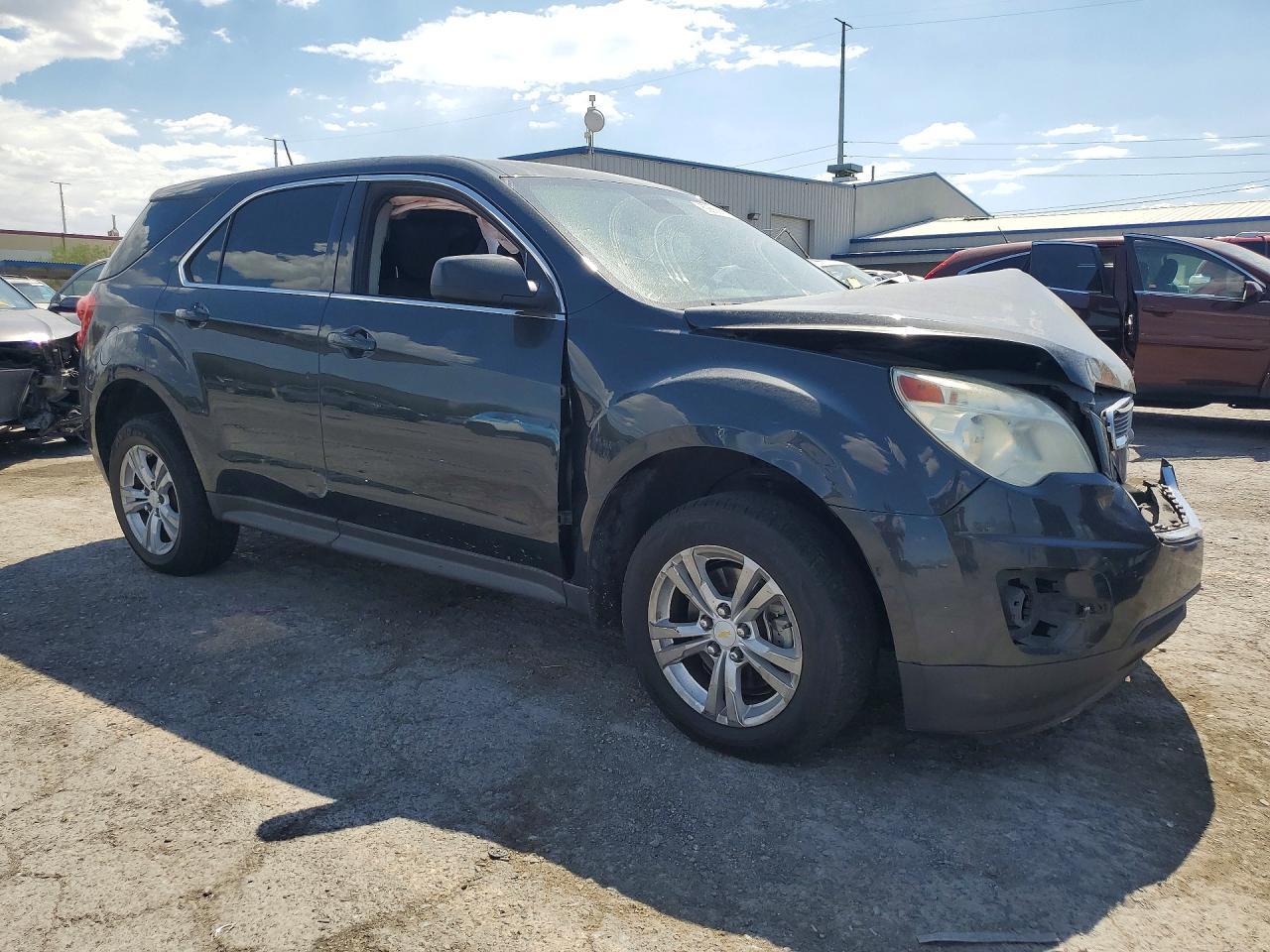 2013 Chevrolet Equinox Ls - Image 4