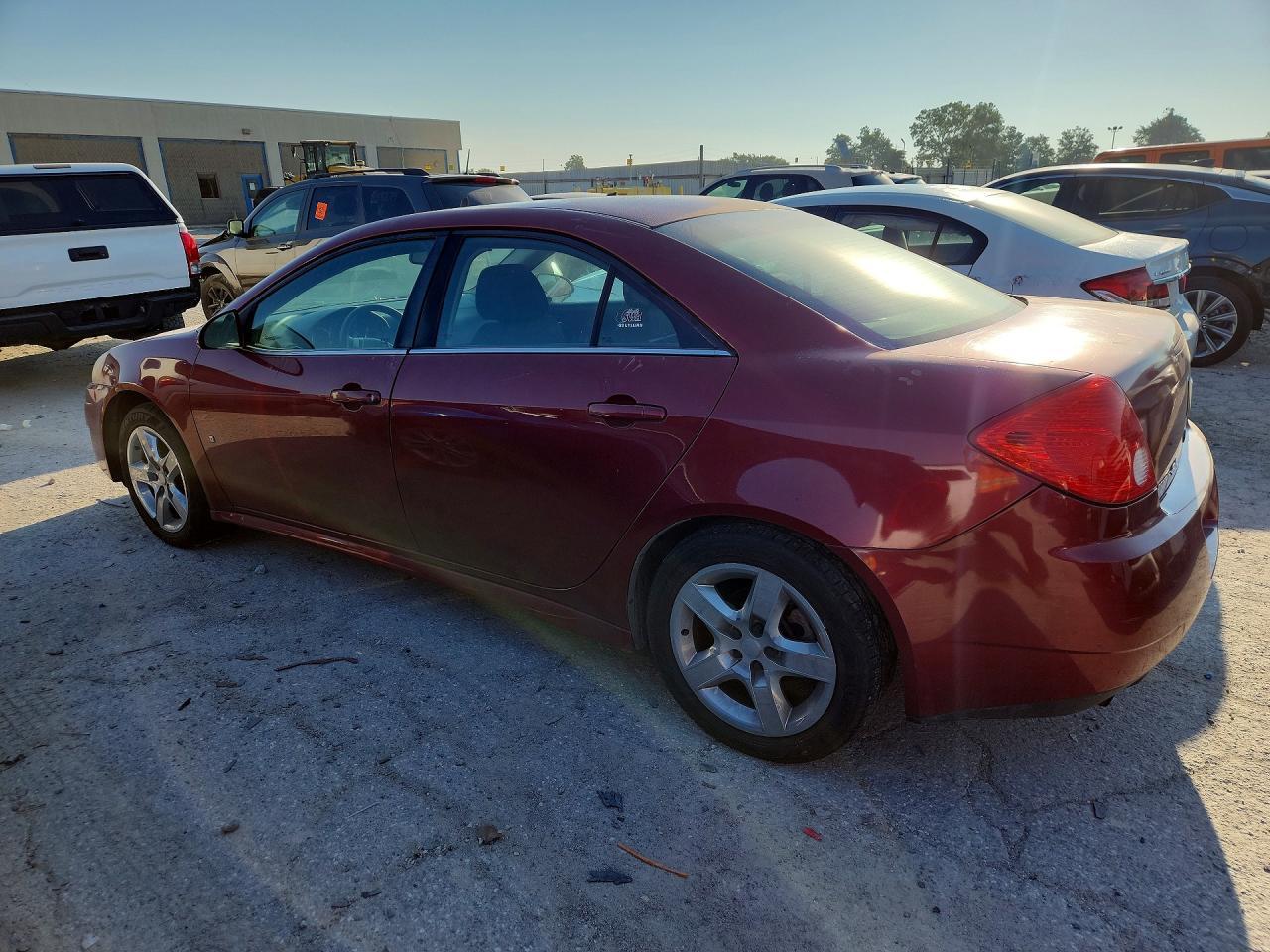 2009 Pontiac G6 - Image 2