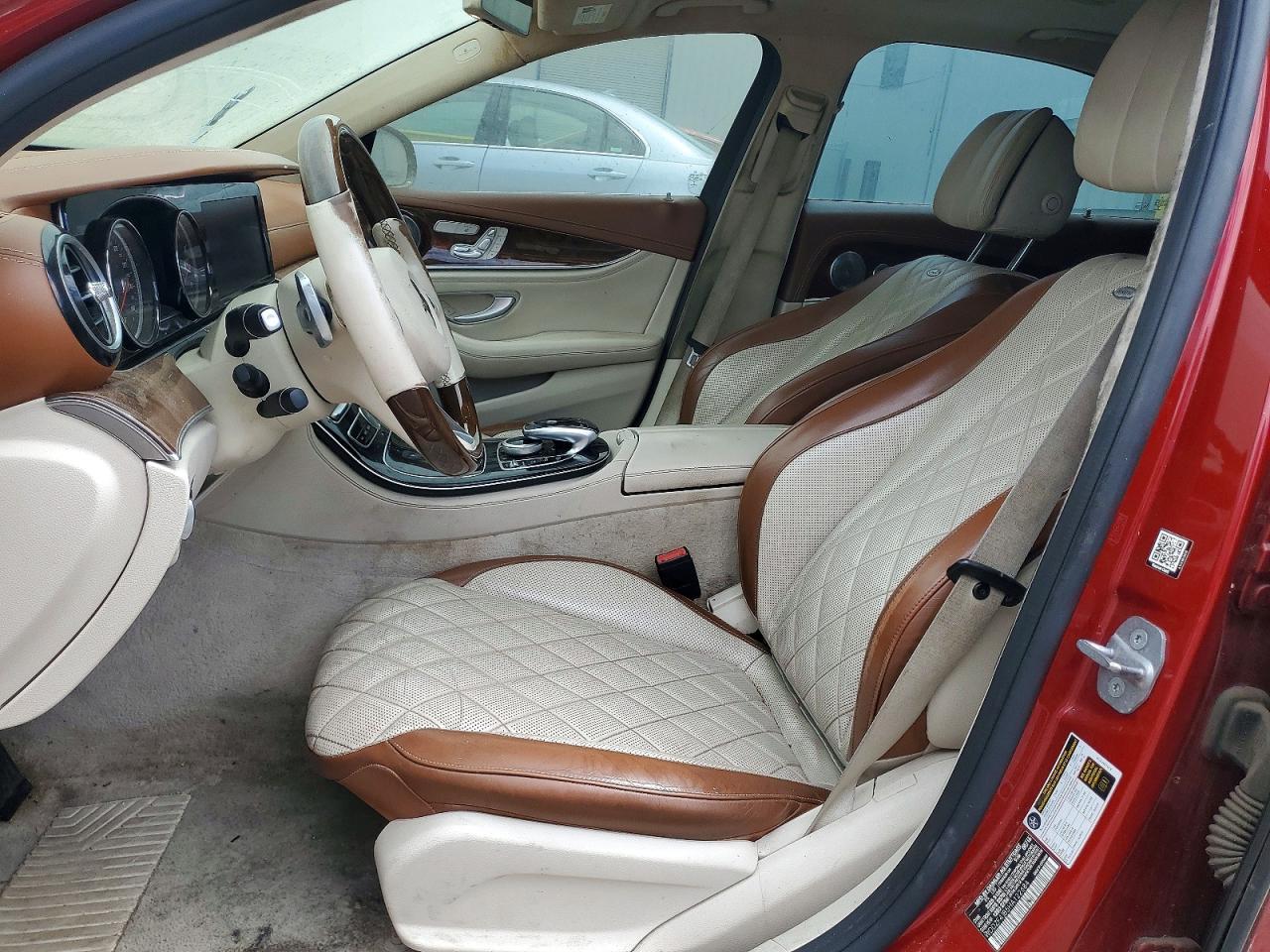 2017 Mercedes-Benz E 300 - Фото 7