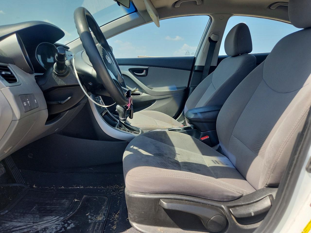 2016 Hyundai Elantra Se - Фото 7