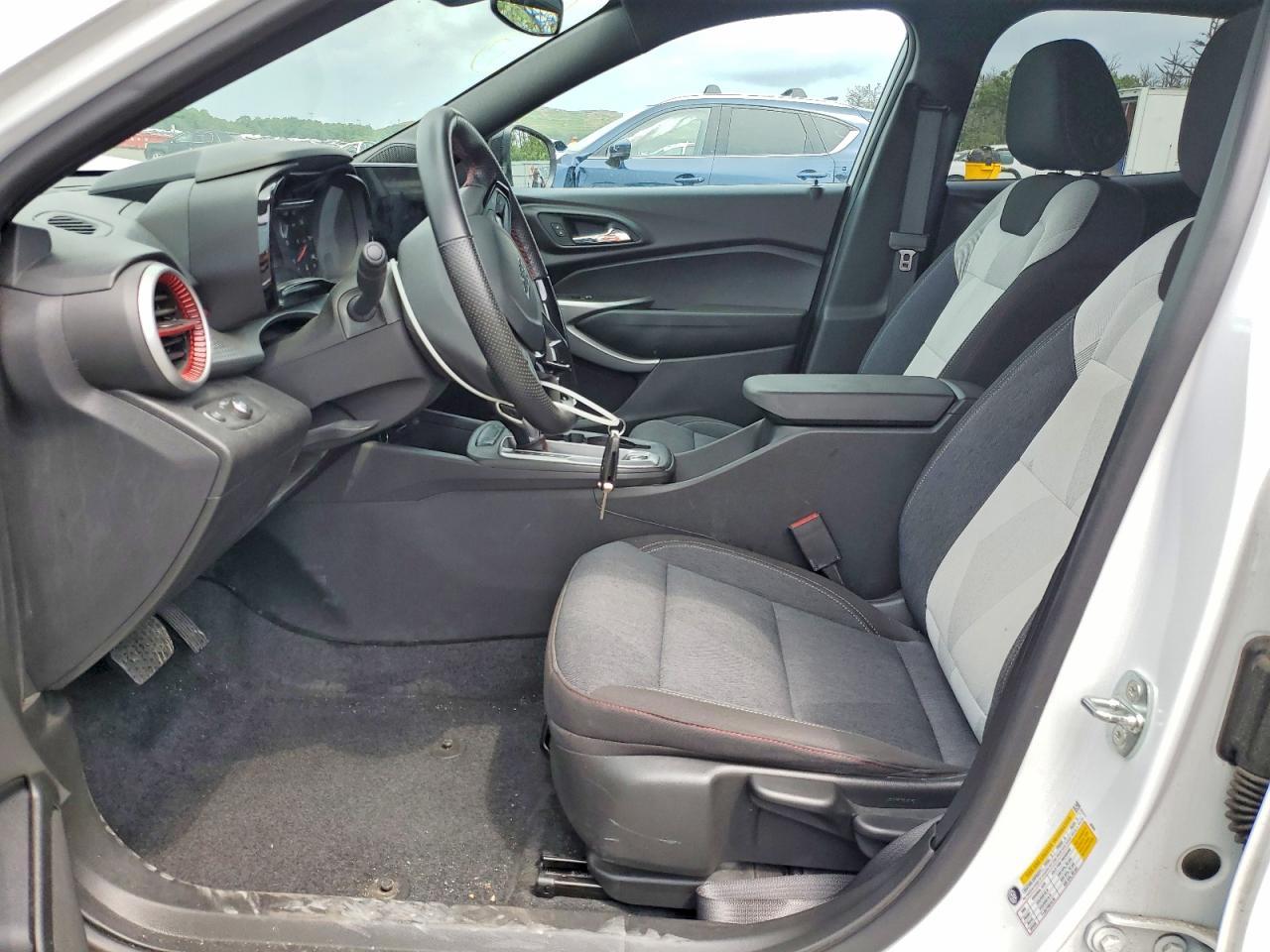 2024 Chevrolet Trax 1Rs - Фото 7