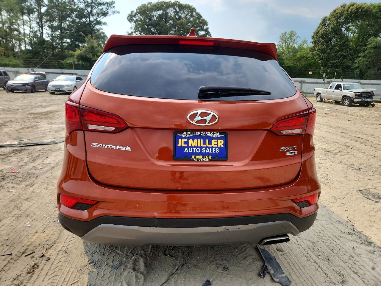 2017 Hyundai Santa Fe Sport 2.4L - Image 6