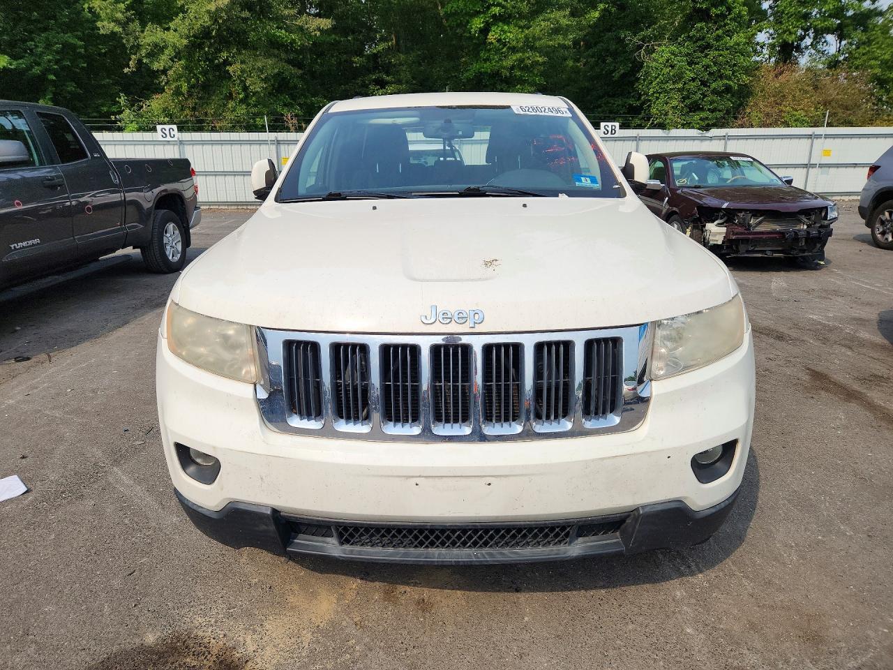 2012 Jeep Grand Cherokee Laredo - Image 5