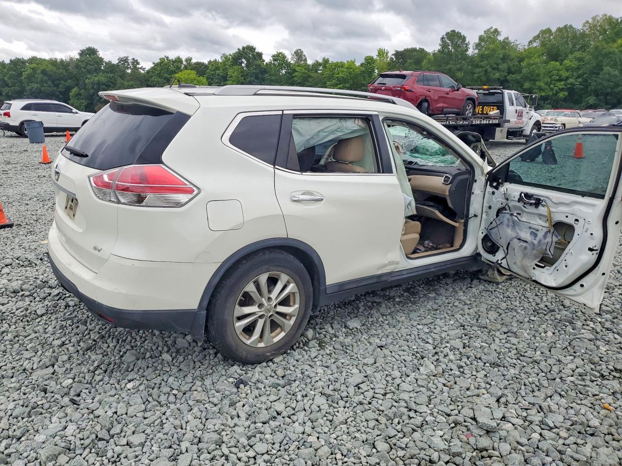 2015 Nissan Rogue Sv - Image 3