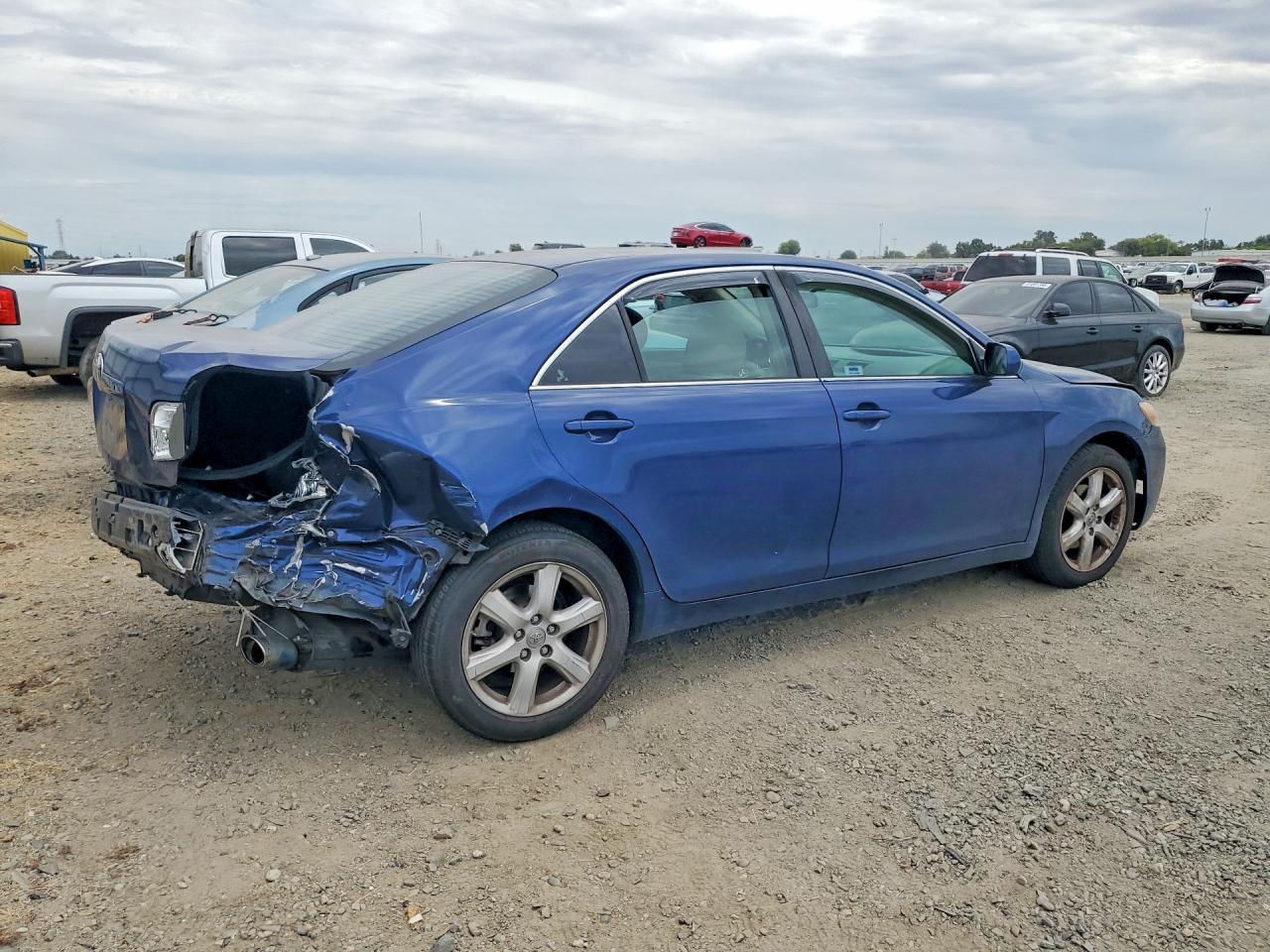 2007 Toyota Camry Le - Фото 3