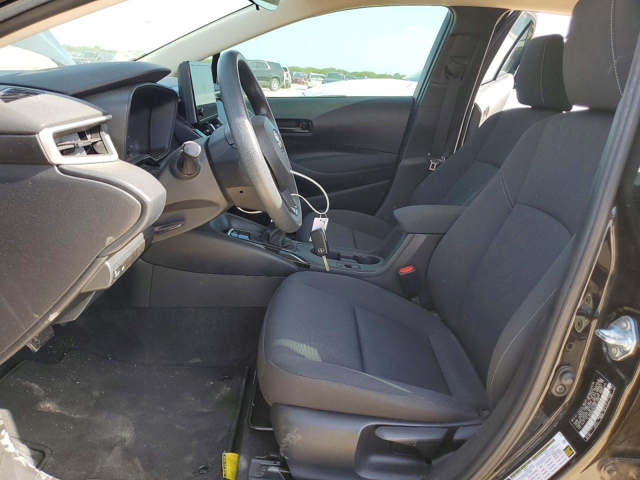 2023 Toyota Corolla Le - Image 7
